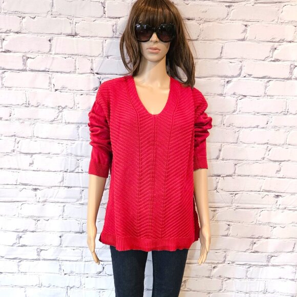 CHAPS, Vibrant red v-neck 100% cotton sweater - Picture 3 of 14